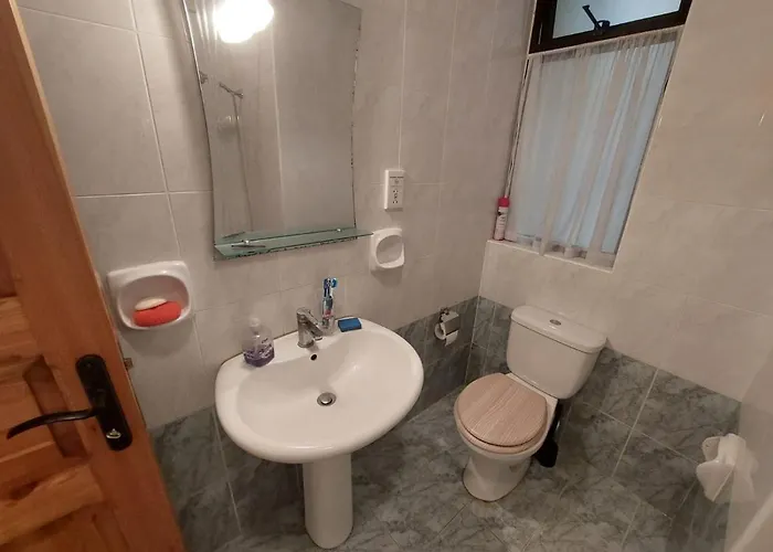 Private Double Bedroom & Private Bathroom & Shared Kitchen Séjour chez l'habitant San Pawl il-Baħar