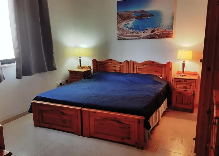 Private Double Bedroom & Private Bathroom & Shared Kitchen San Pawl il-Baħar