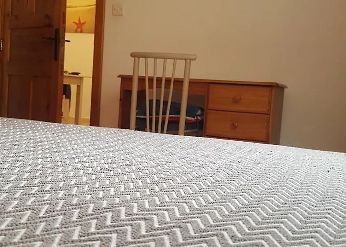 Private Double Bedroom & Private Bathroom & Shared Kitchen Séjour chez l'habitant *